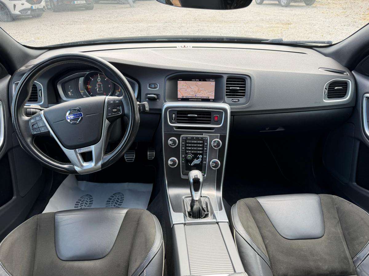 volvo-v60-2017-diesel-1969cc