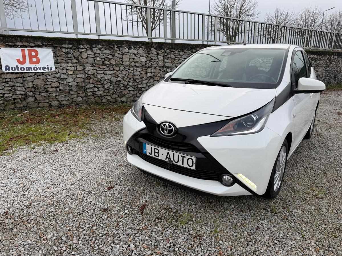 toyota-aygo-2017-gasolina-998cc