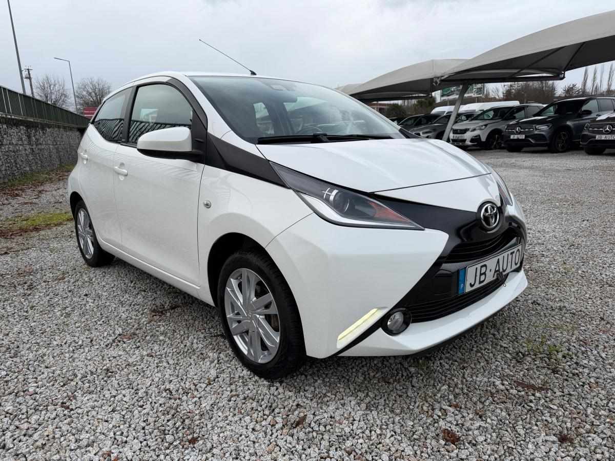 toyota-aygo-2017-gasolina-998cc