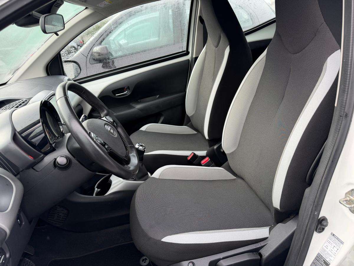 toyota-aygo-2017-gasolina-998cc