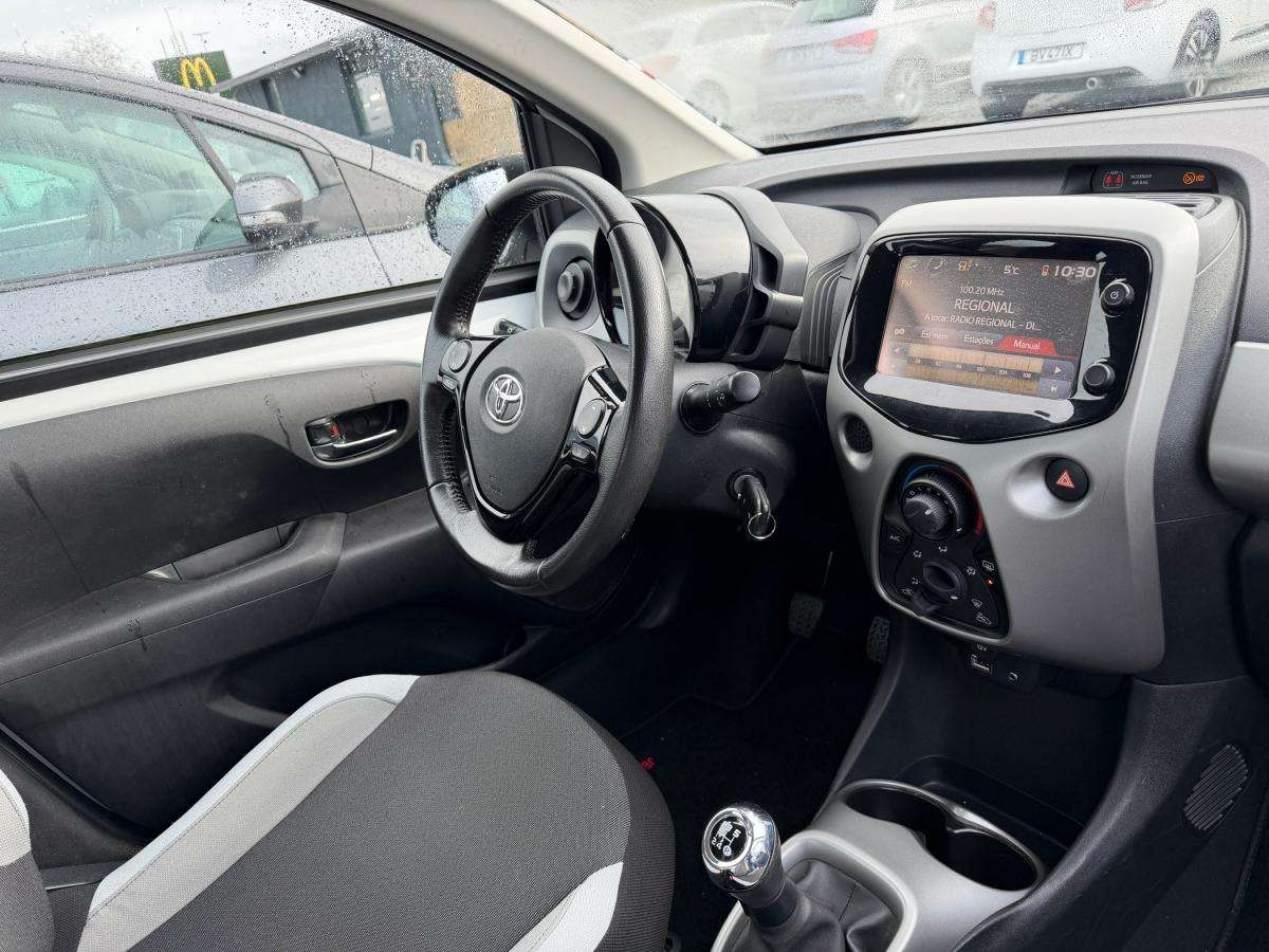 toyota-aygo-2017-gasolina-998cc