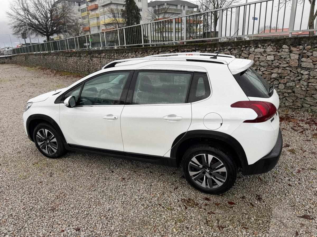 peugeot-2008-2018-gasolina-1199cc