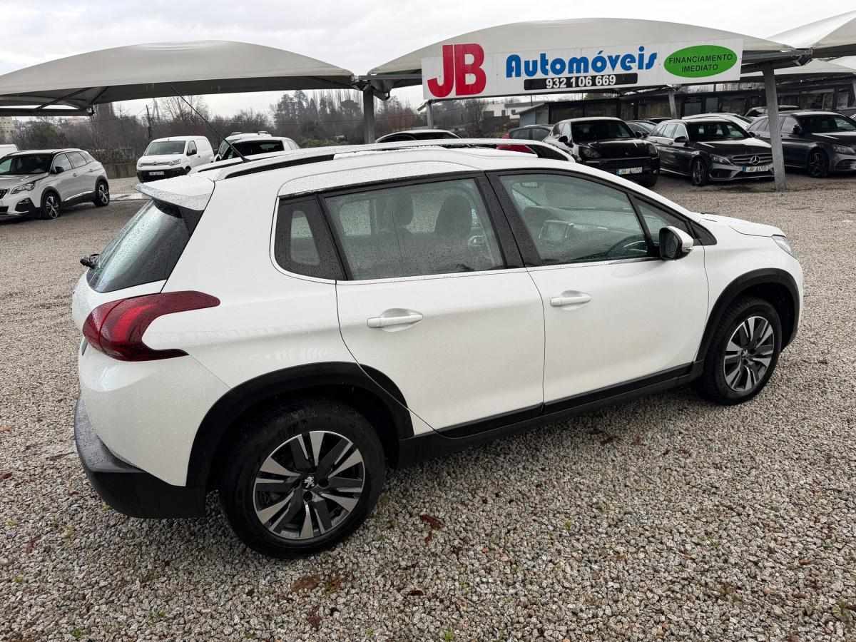 peugeot-2008-2018-gasolina-1199cc