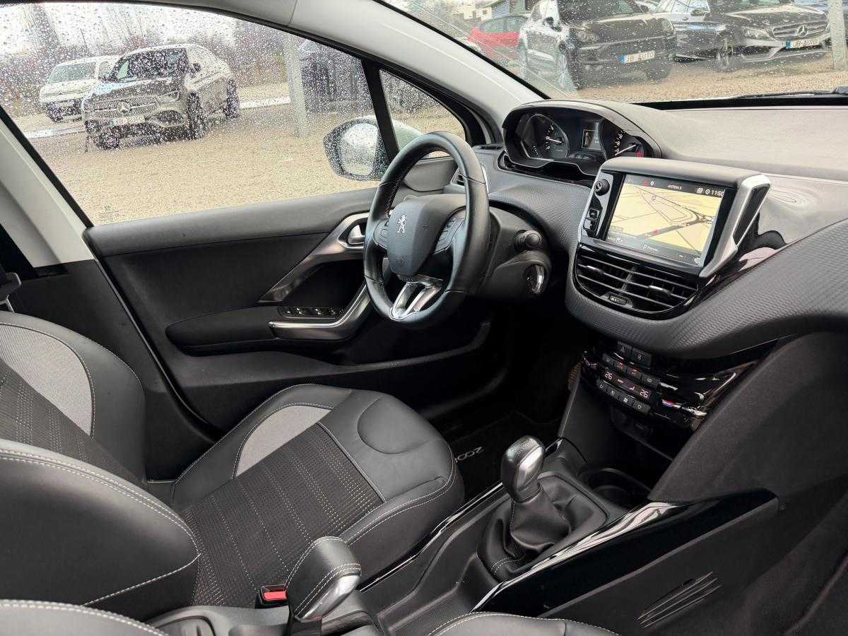 peugeot-2008-2018-gasolina-1199cc