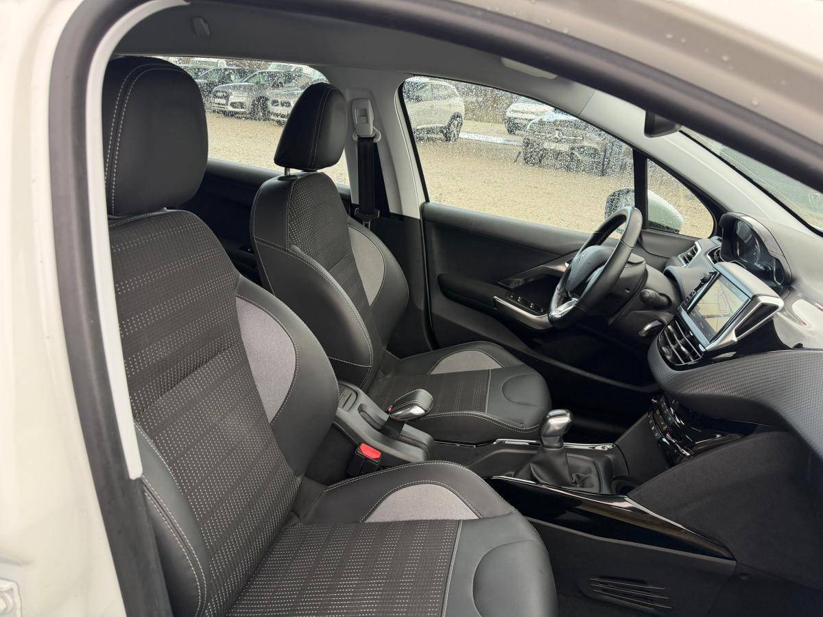 peugeot-2008-2018-gasolina-1199cc