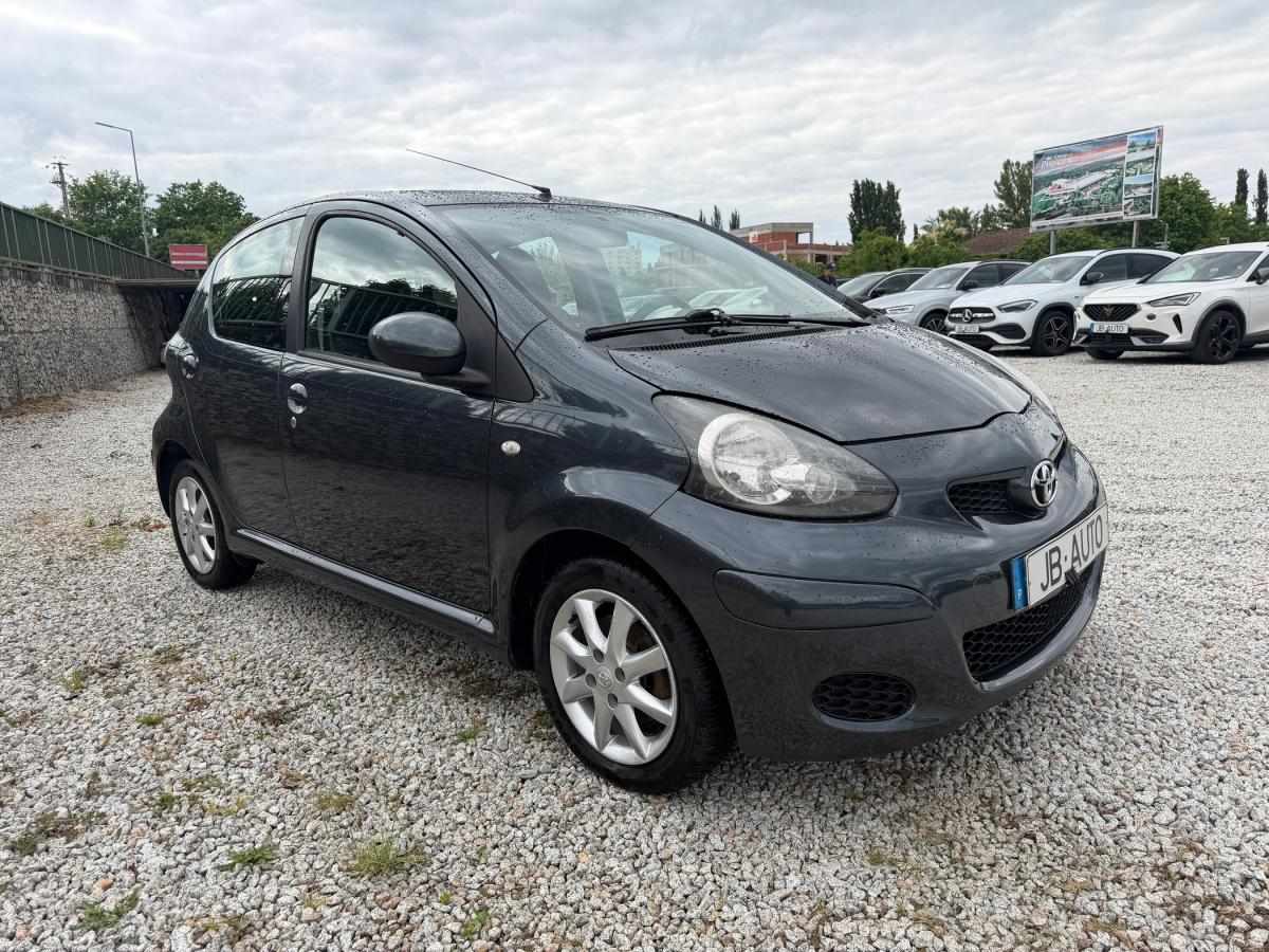toyota-aygo-2011-gasolina-998cc