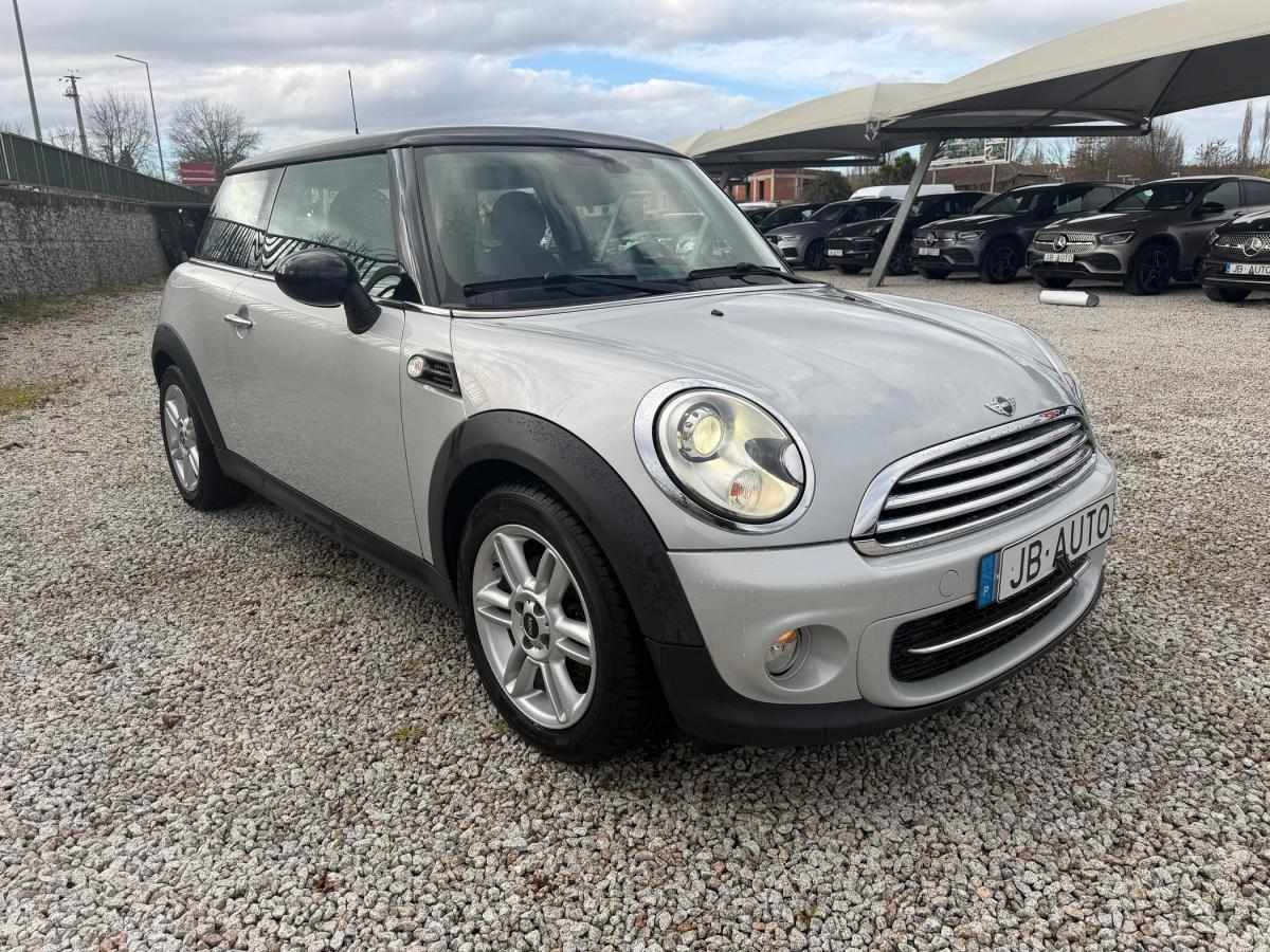 mini-cooper-2011-diesel-1598cc