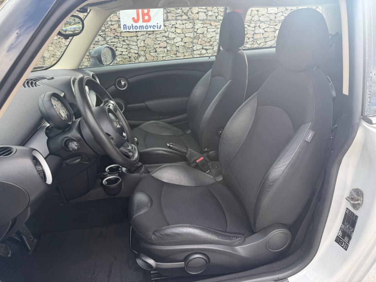 mini-cooper-2011-diesel-1598cc
