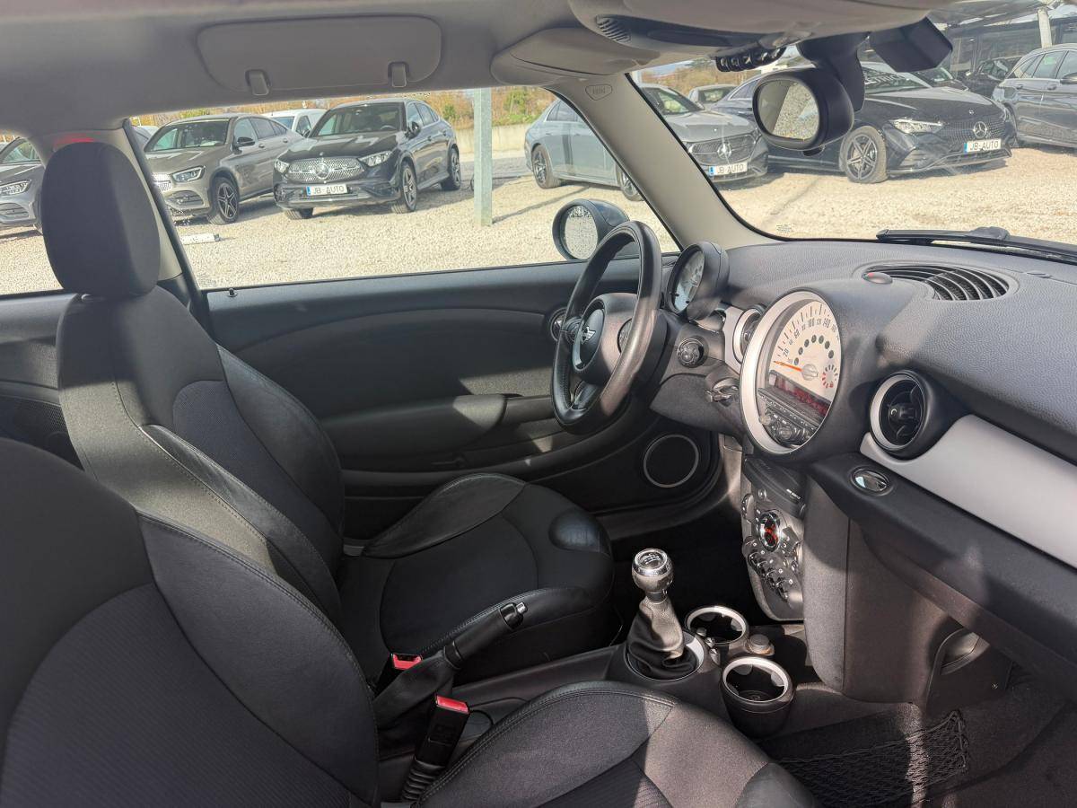 mini-cooper-2011-diesel-1598cc
