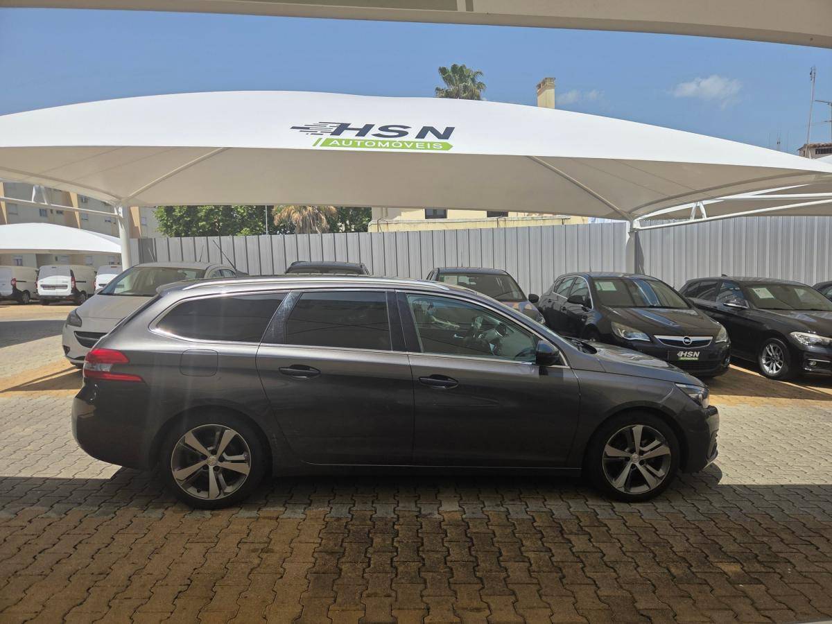 peugeot-308-sw-2020-diesel-1499cc