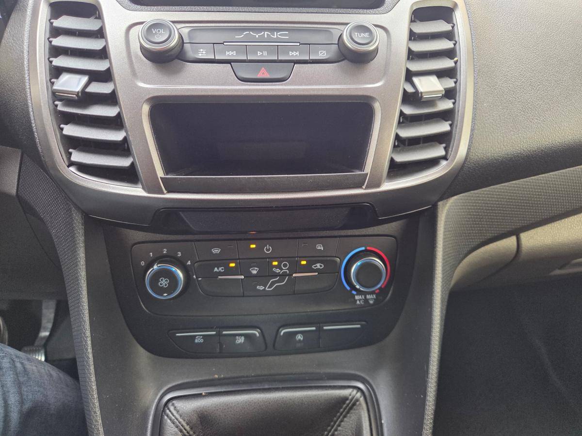 ford-transit-connect-2022-diesel-1499cc