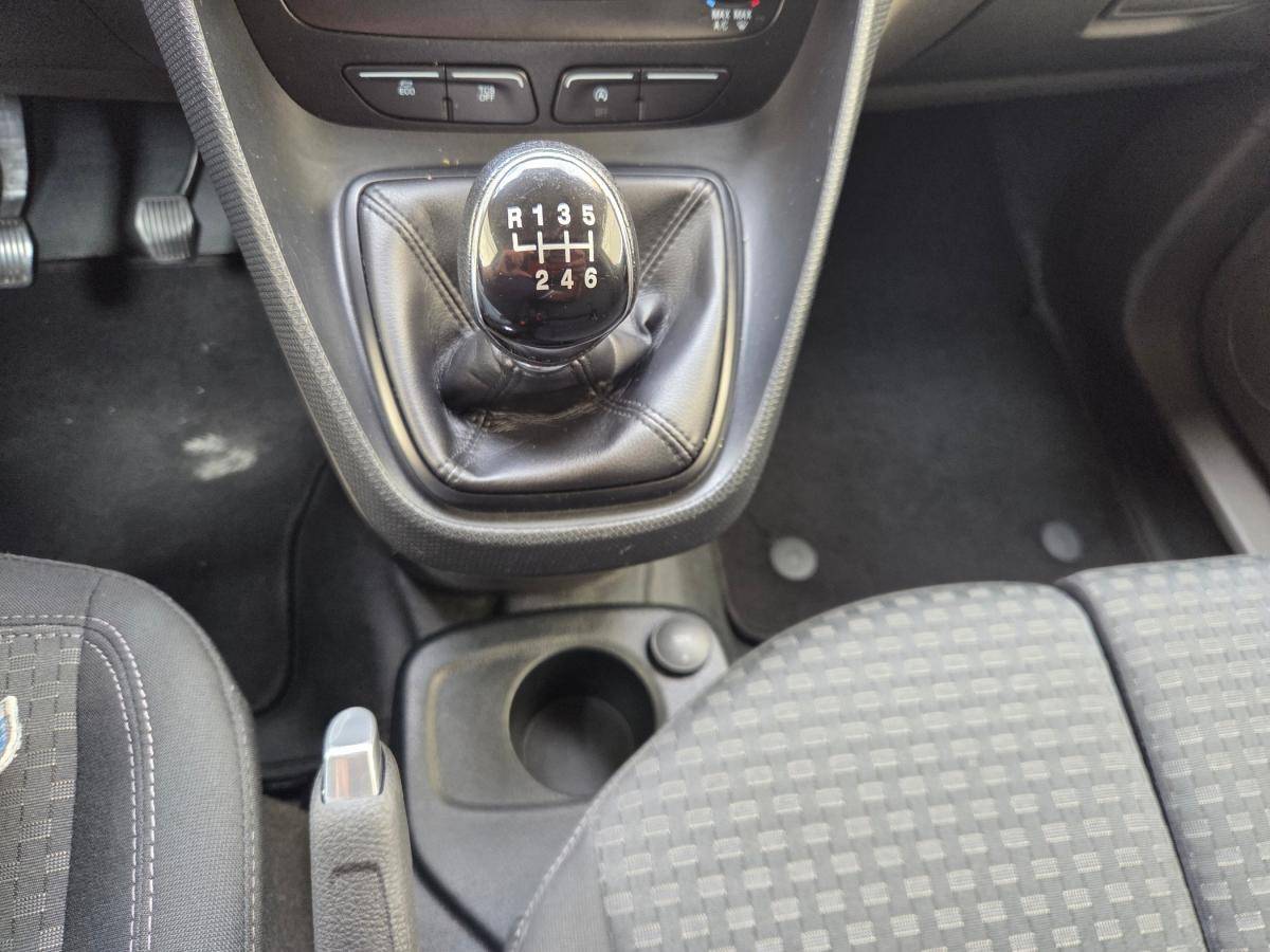 ford-transit-connect-2022-diesel-1499cc