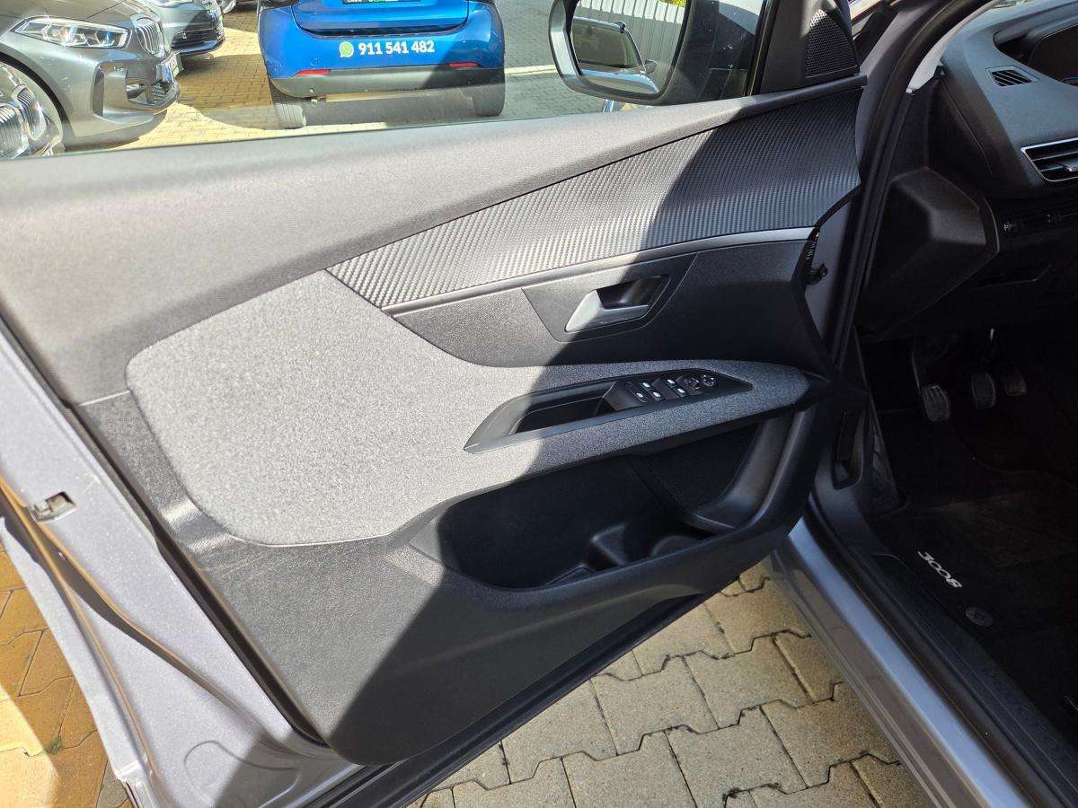 peugeot-3008-2017-diesel-1560cc