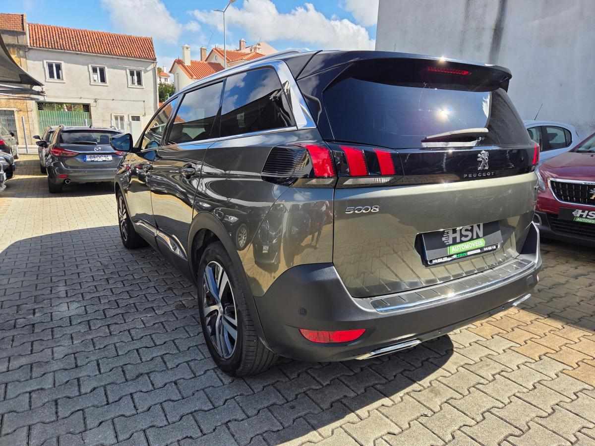 peugeot-5008-2019-diesel-1499cc