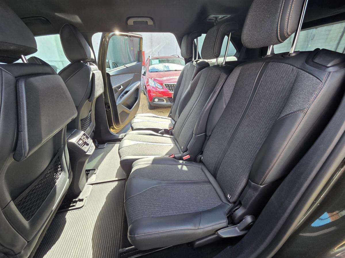 peugeot-5008-2019-diesel-1499cc