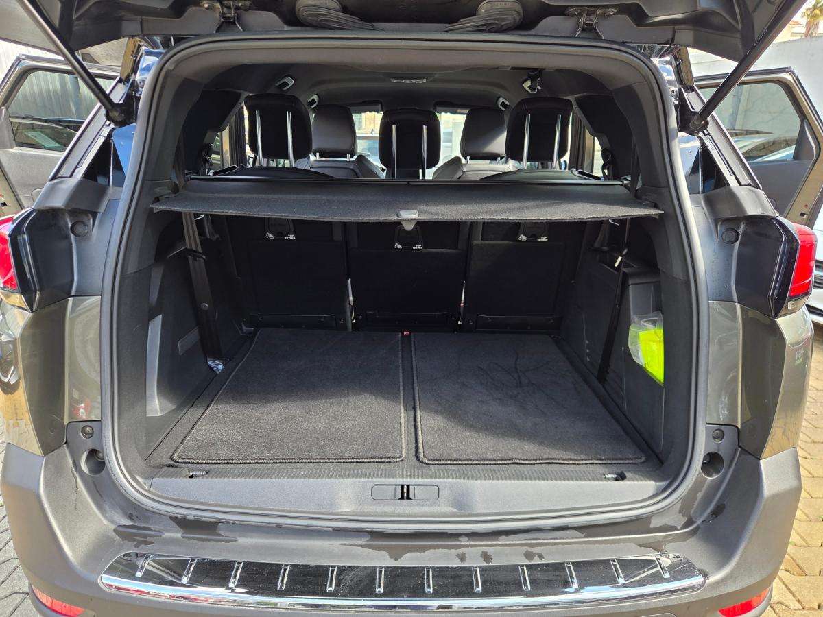 peugeot-5008-2019-diesel-1499cc