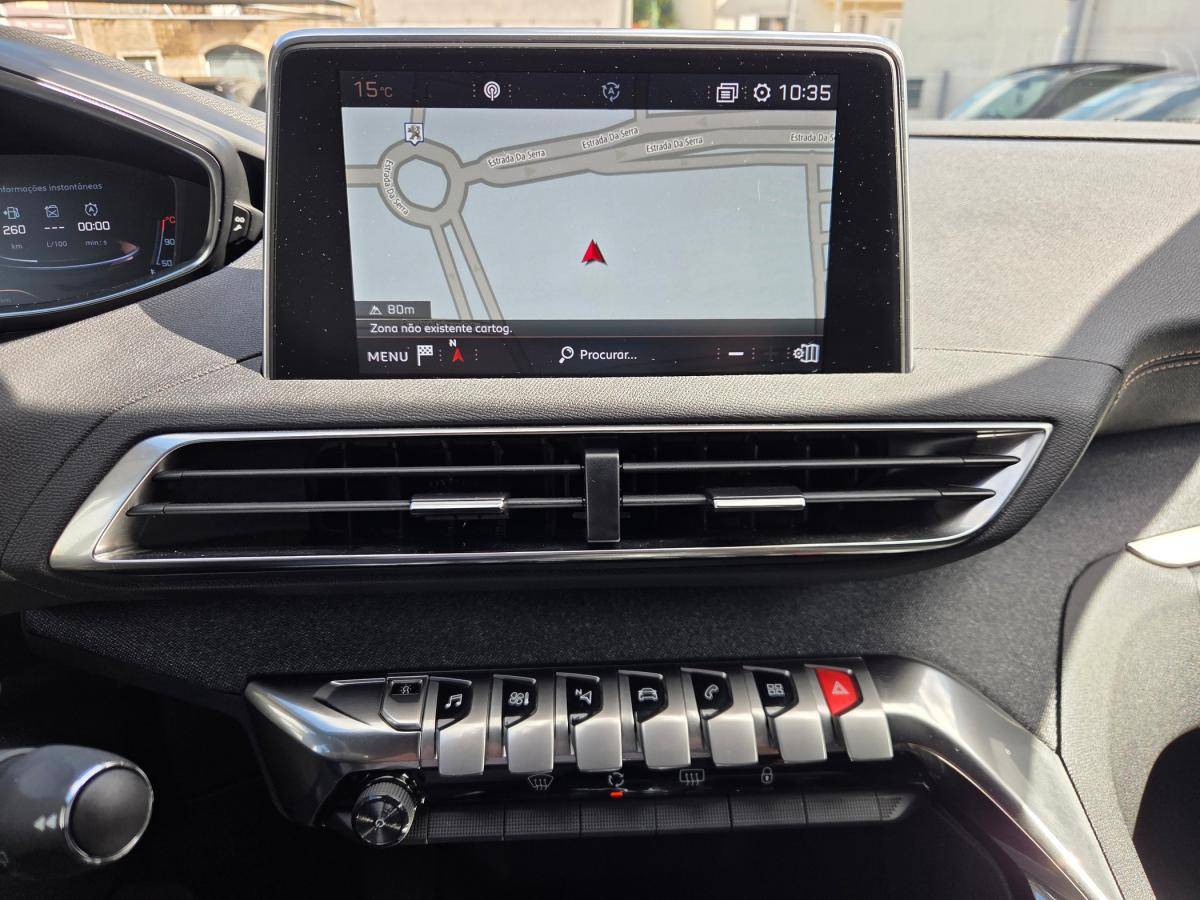 peugeot-5008-2019-diesel-1499cc