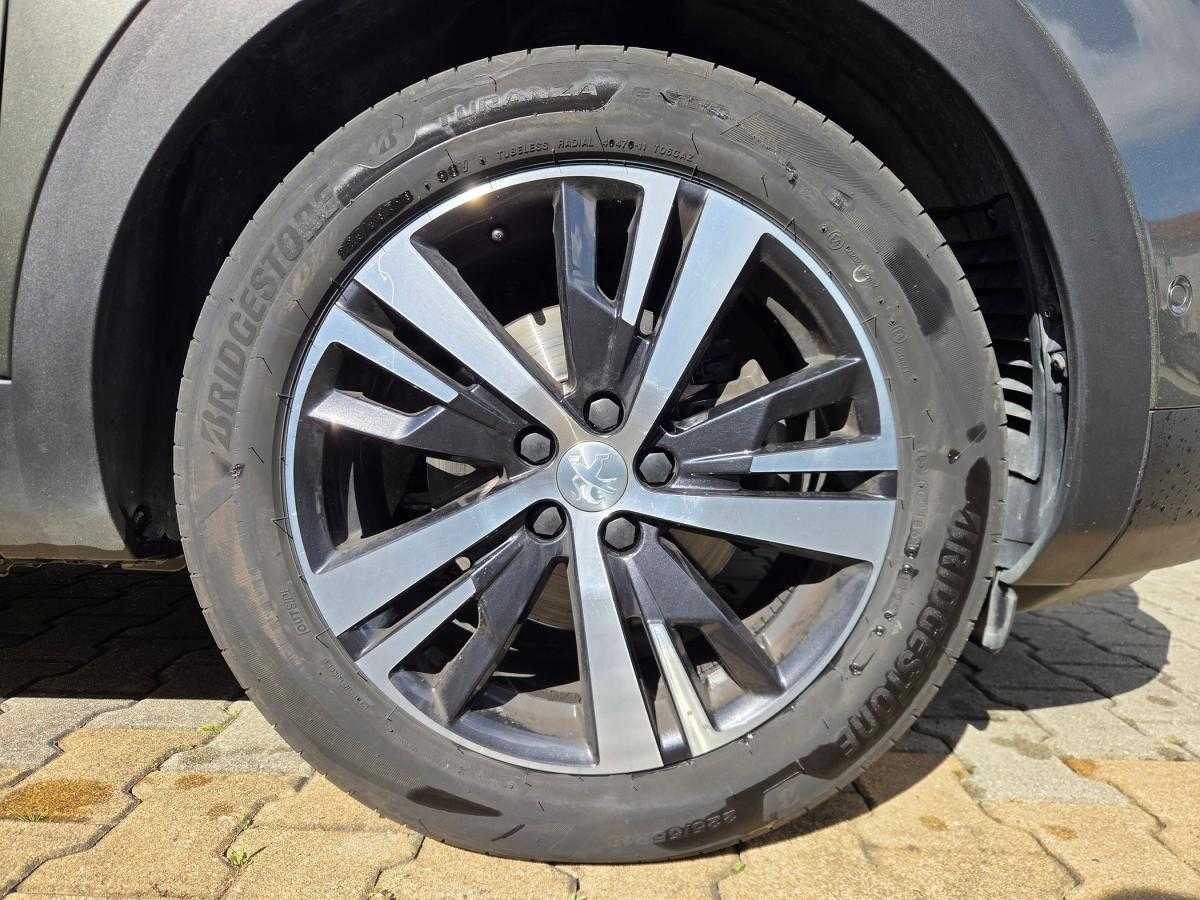 peugeot-5008-2019-diesel-1499cc