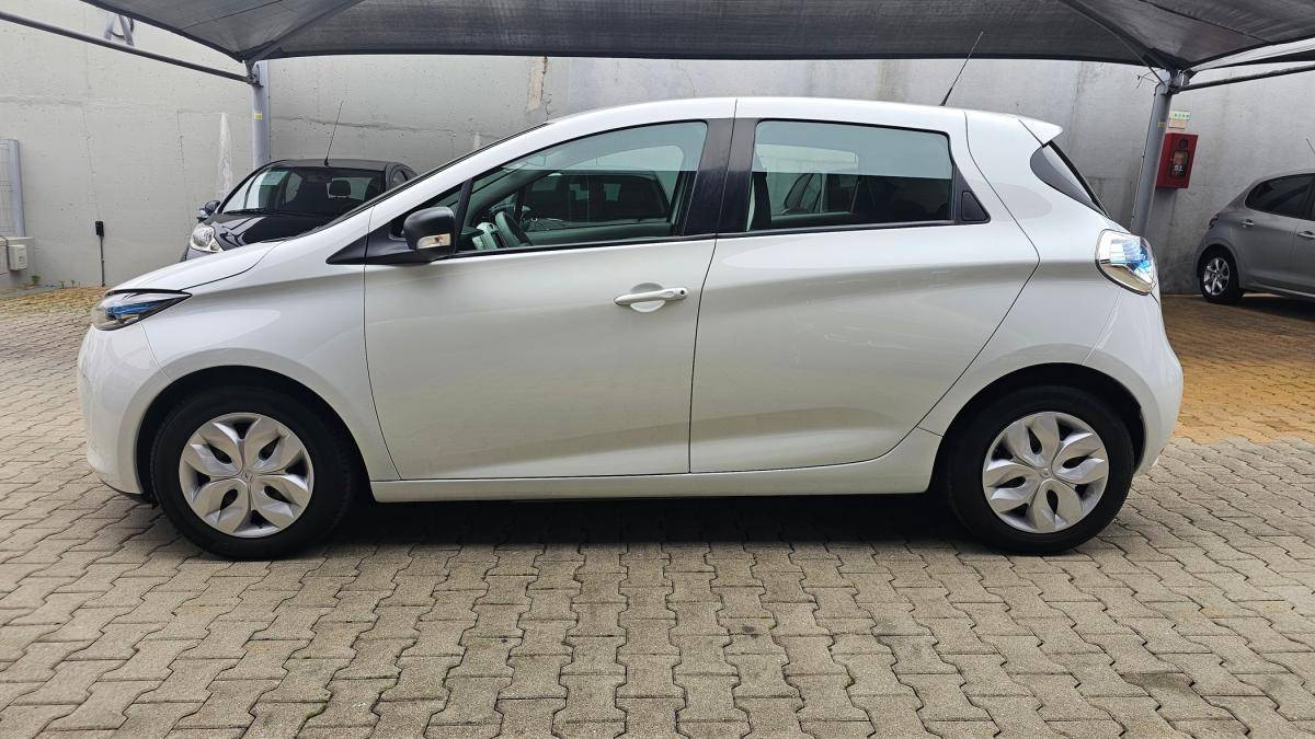 renault-zoe-2018-eletrico-500cc
