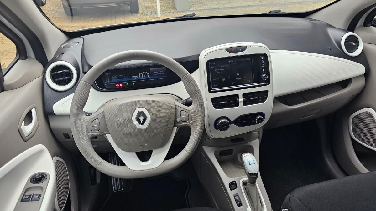 renault-zoe-2018-eletrico-500cc