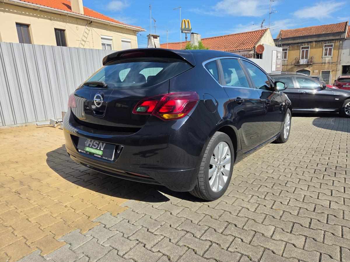 opel-astra-2011-diesel-1686cc