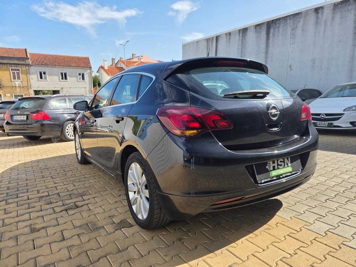opel-astra-2011-diesel-1686cc