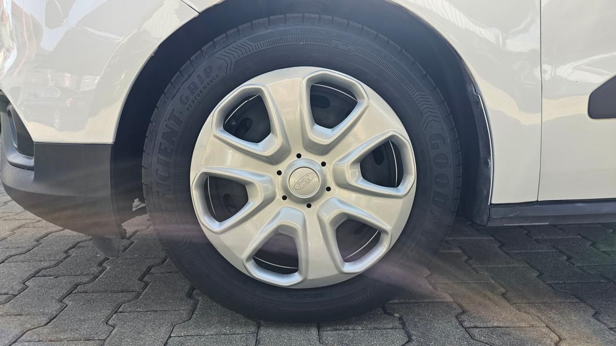 ford-transit-courier-2020-diesel-1499cc