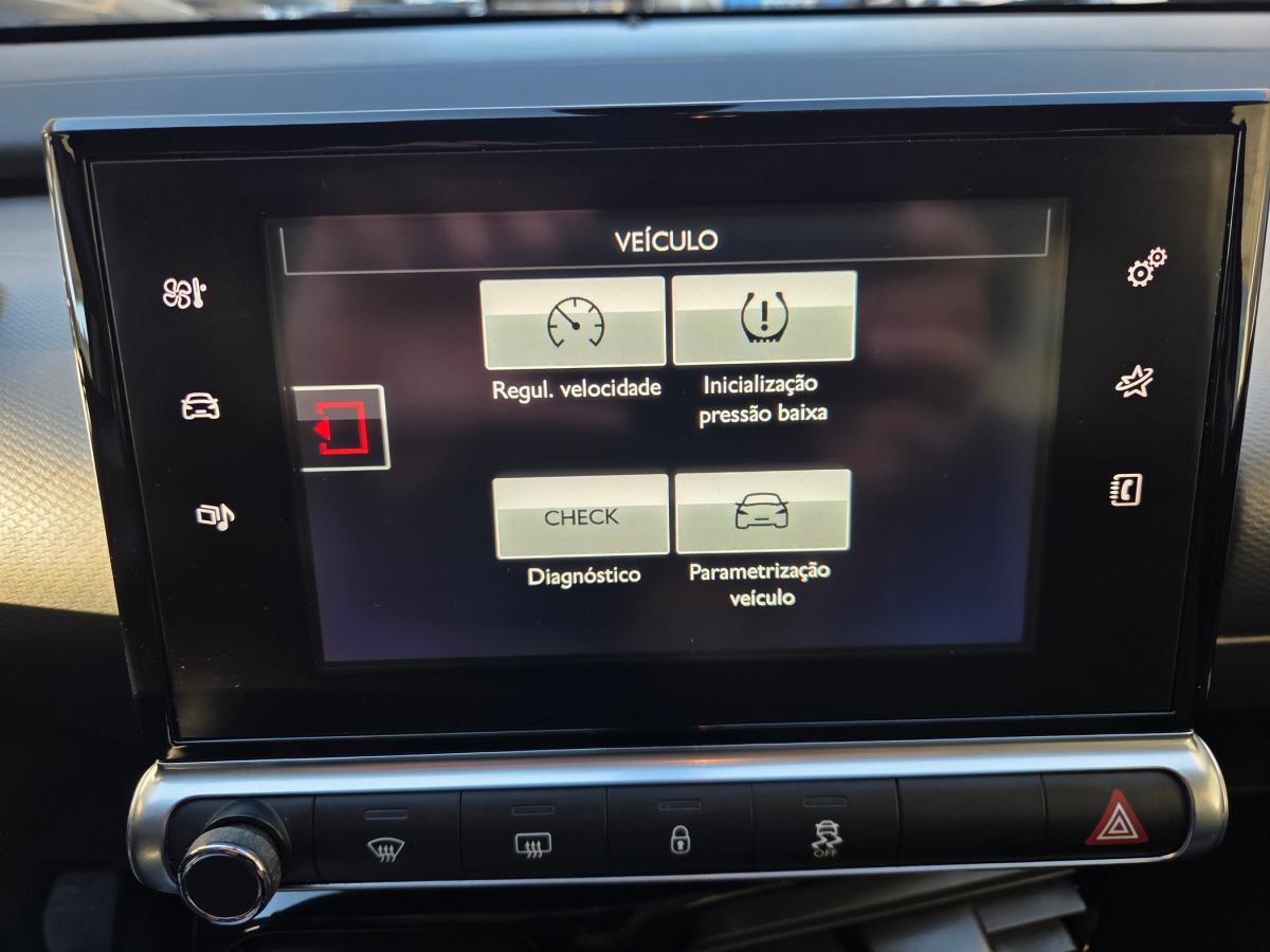 citroen-c4-cactus-2016-diesel-1560cc
