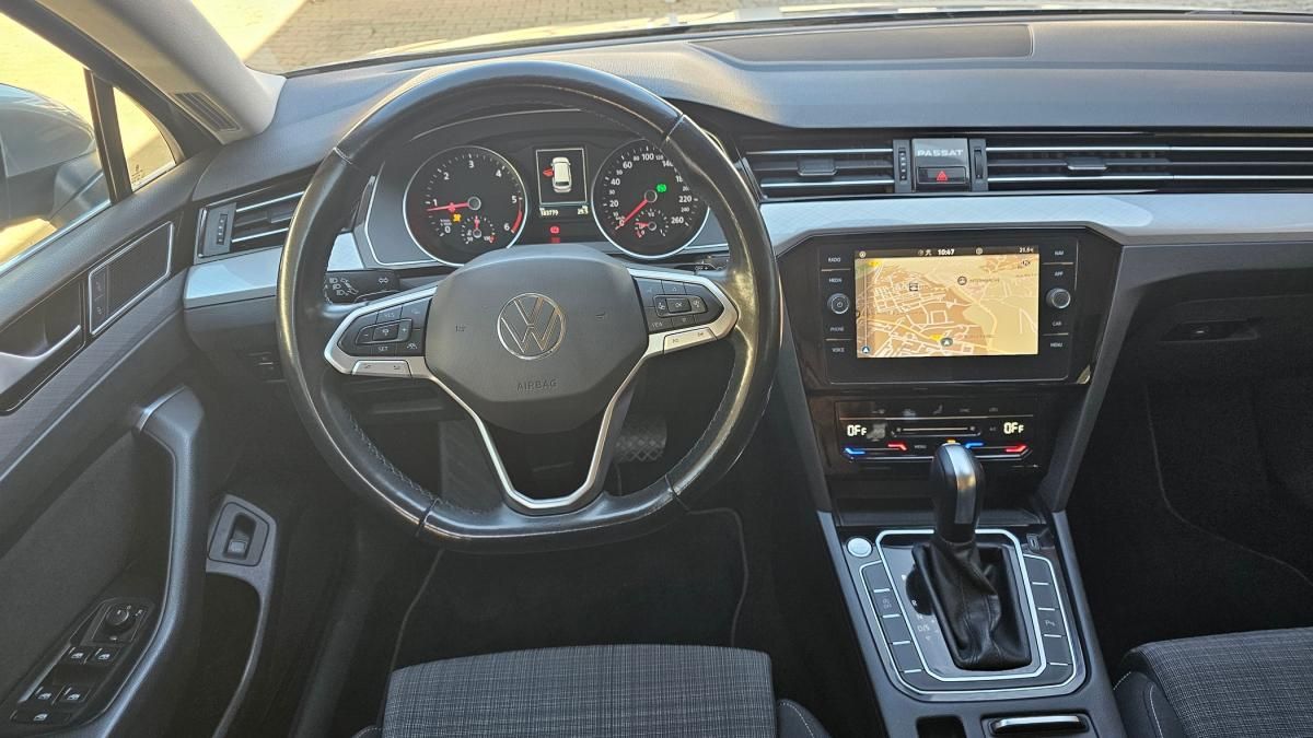 volkswagen-passat-variant-2021-diesel-1968cc