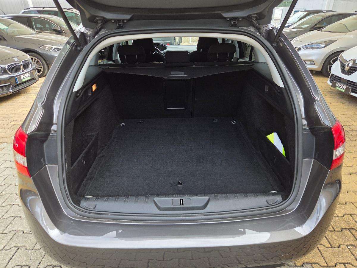 peugeot-308-sw-2016-diesel-1560cc