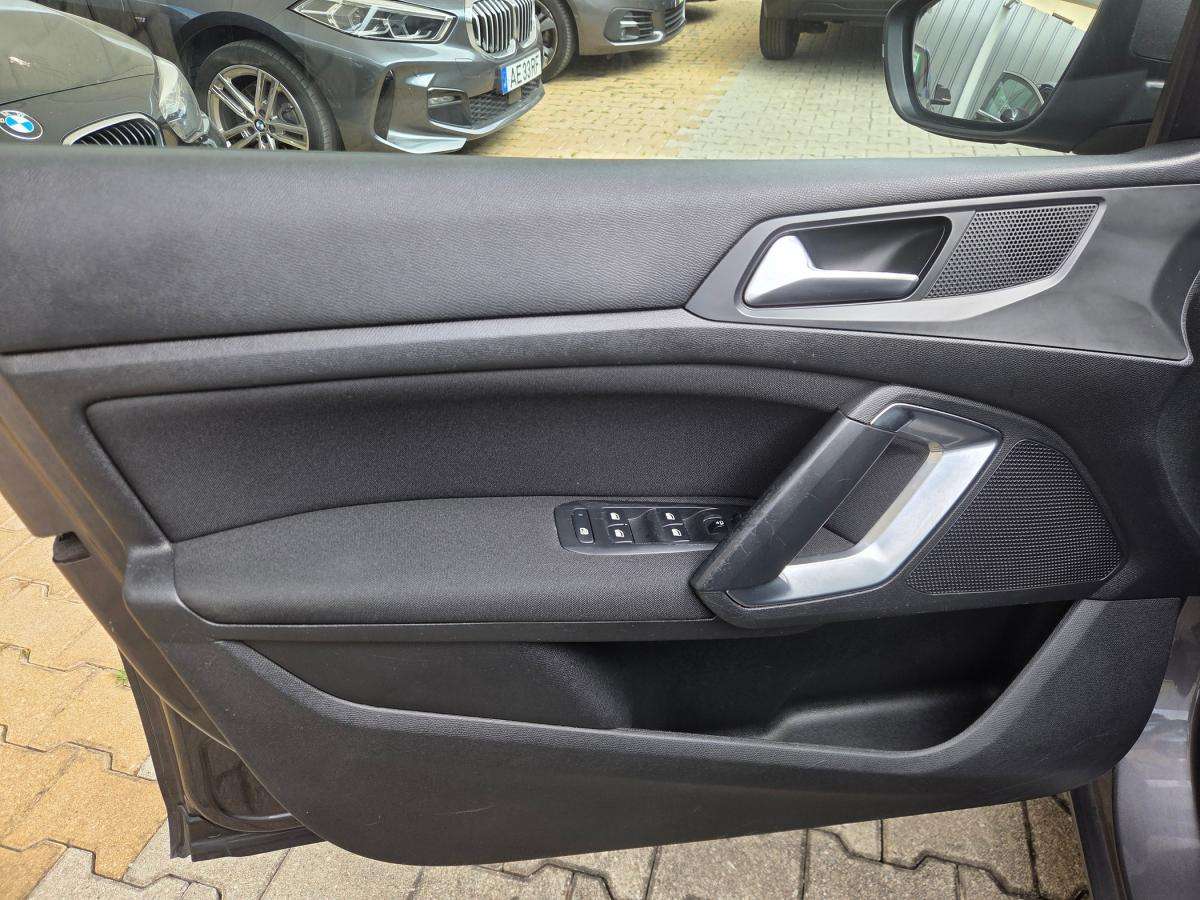 peugeot-308-sw-2016-diesel-1560cc