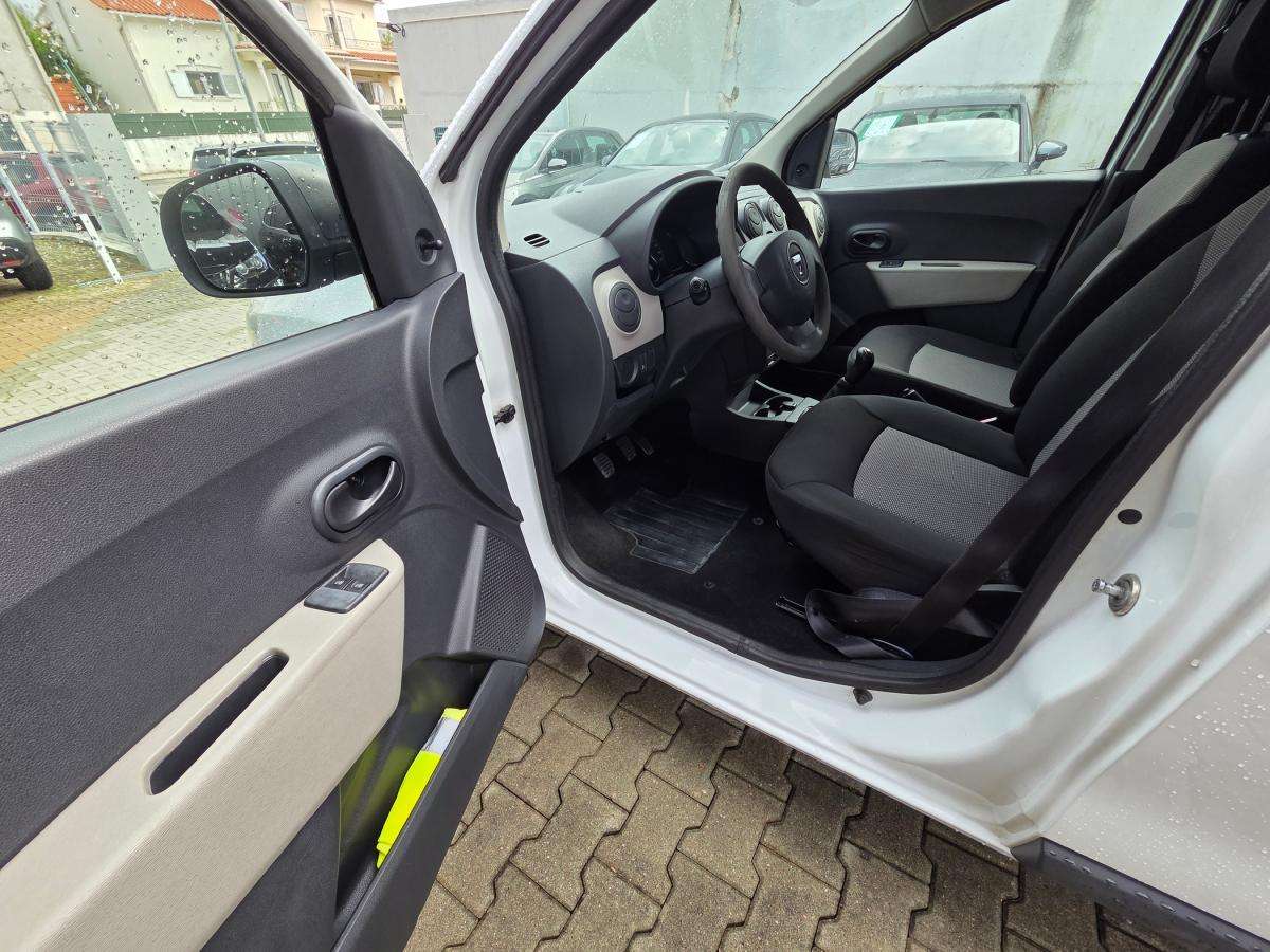 dacia-dokker-2015-diesel-1461cc