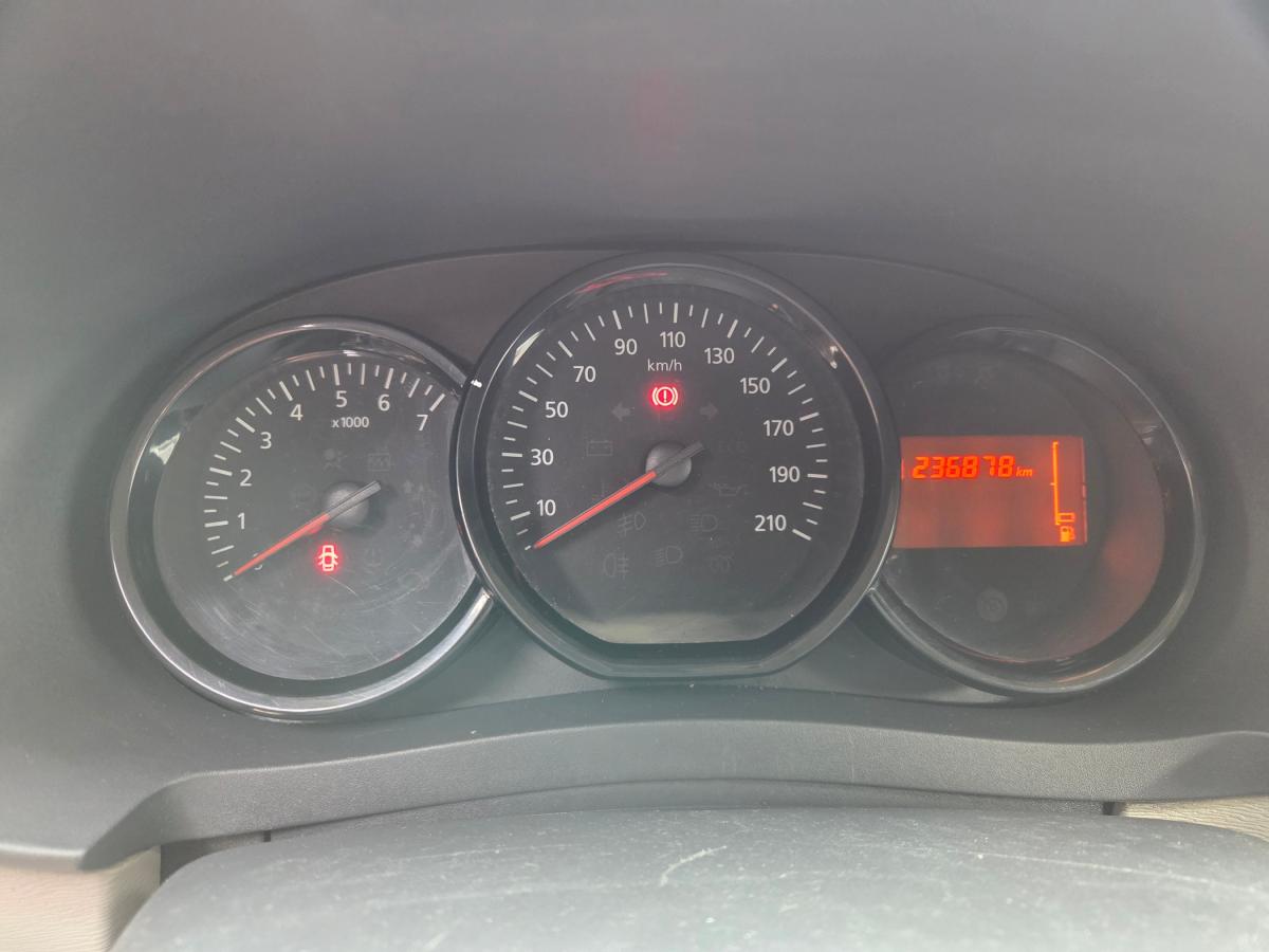 dacia-dokker-2015-diesel-1461cc
