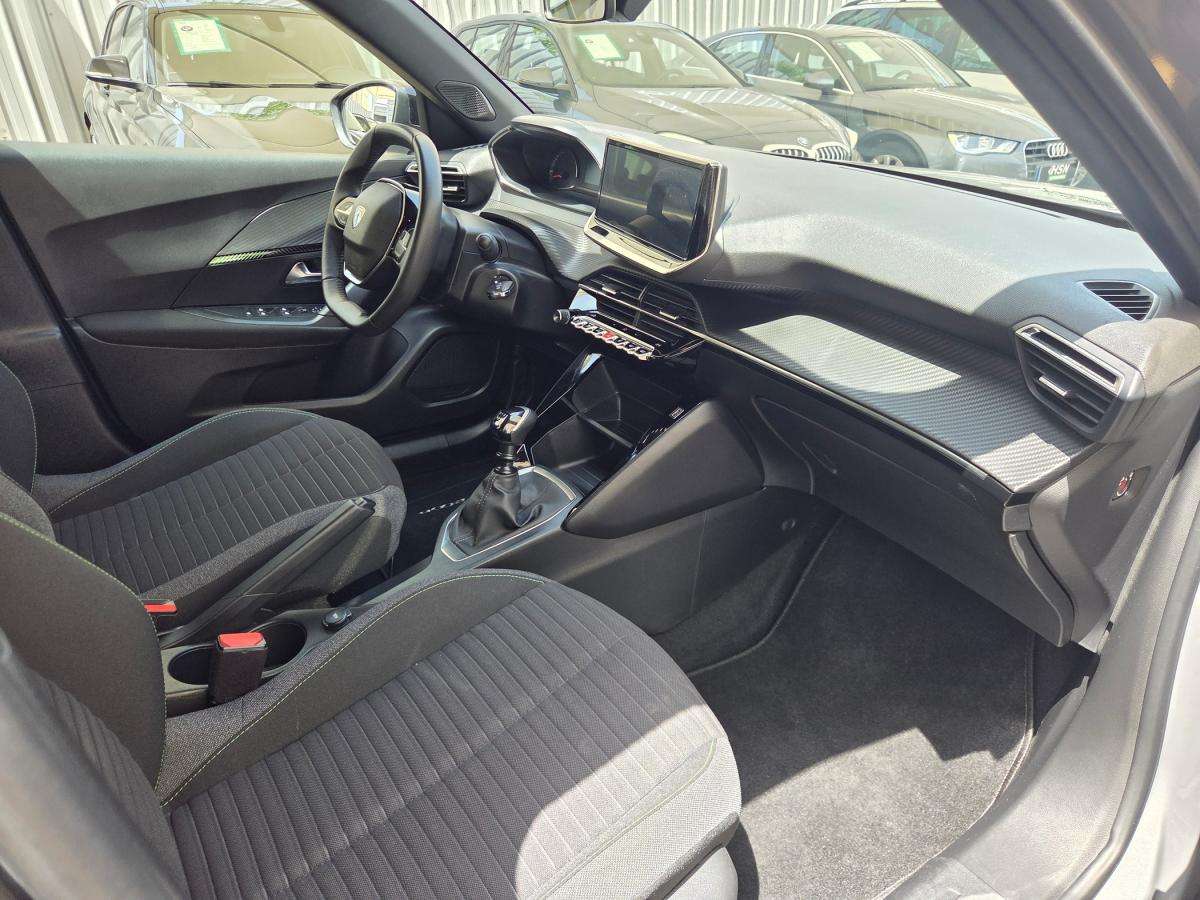peugeot-2008-2024-gasolina-1199cc