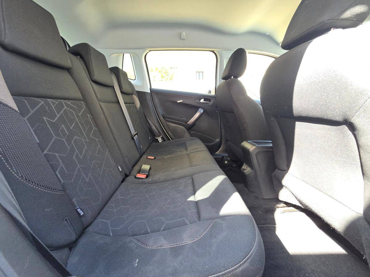 peugeot-2008-2016-gasolina-1199cc