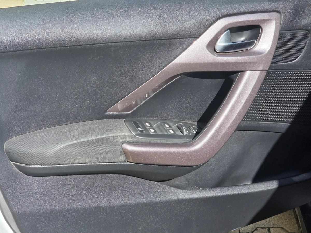 peugeot-2008-2016-gasolina-1199cc