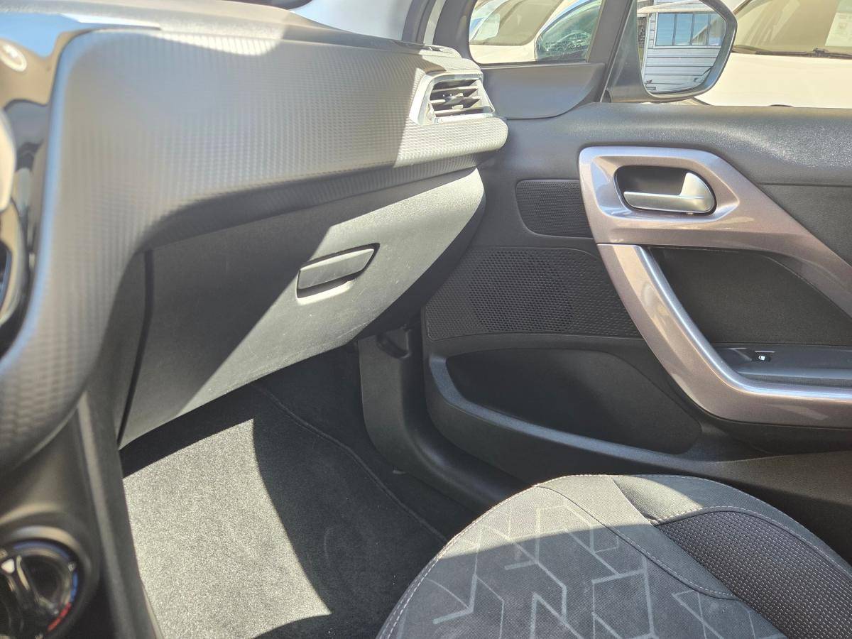 peugeot-2008-2016-gasolina-1199cc