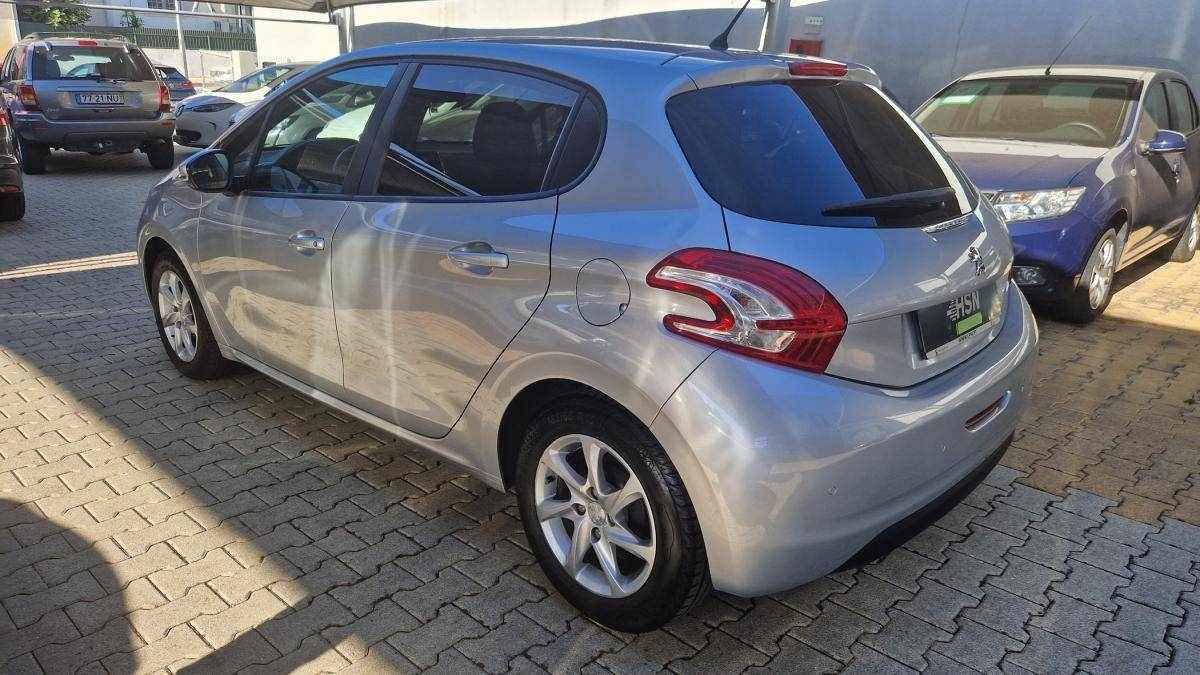 peugeot-208-2015-diesel-1398cc