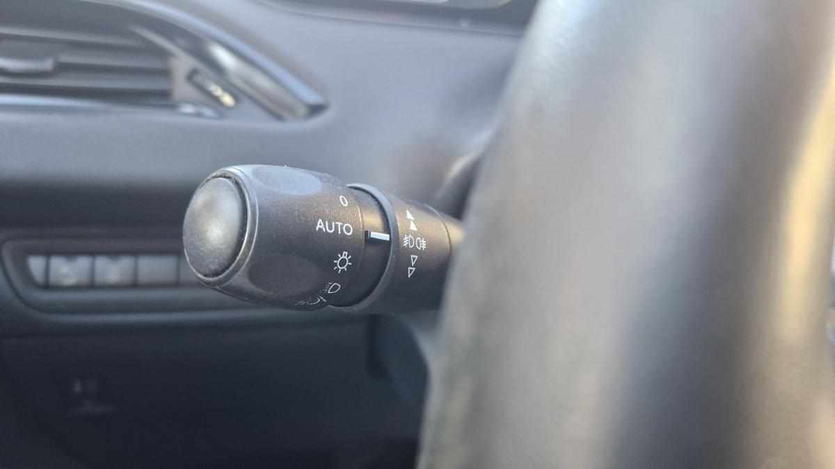 peugeot-208-2015-diesel-1398cc