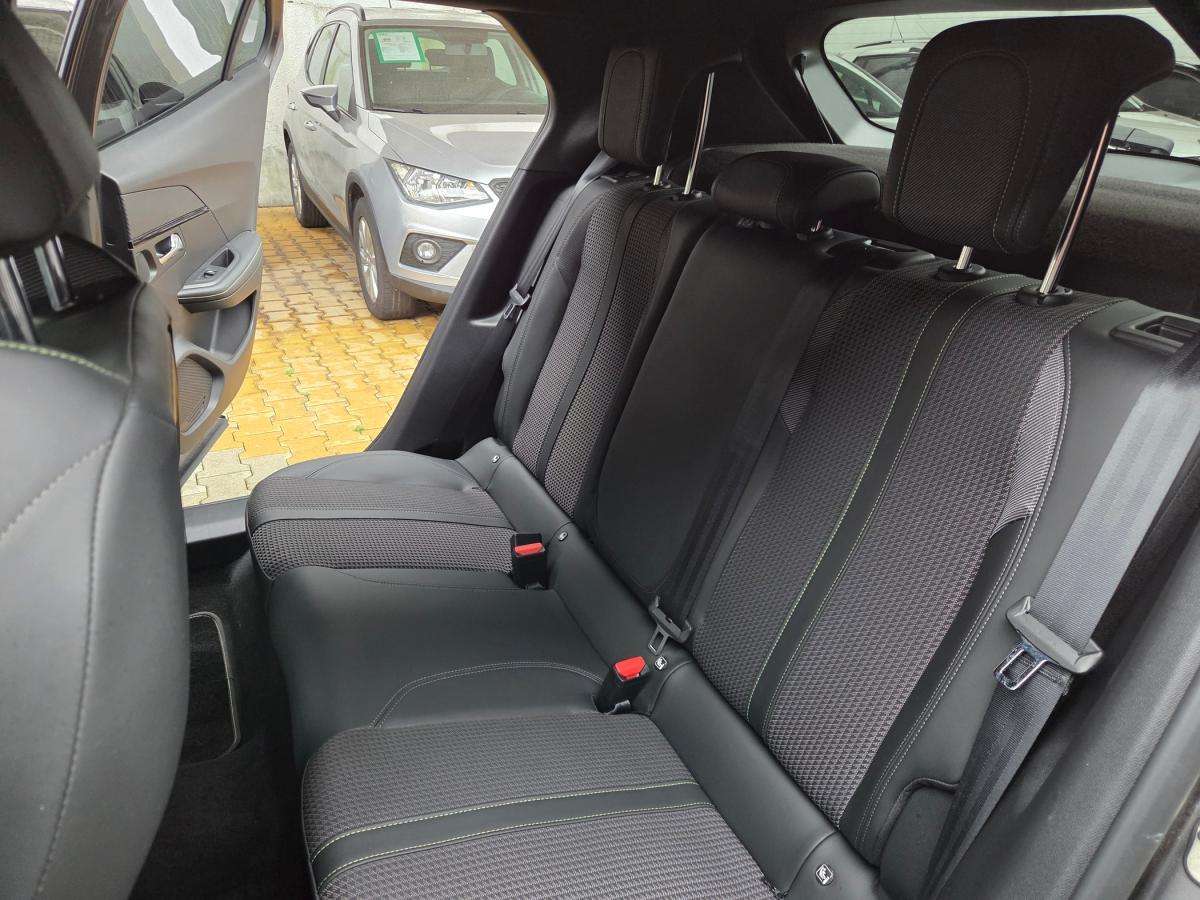 peugeot-2008-2022-diesel-1499cc