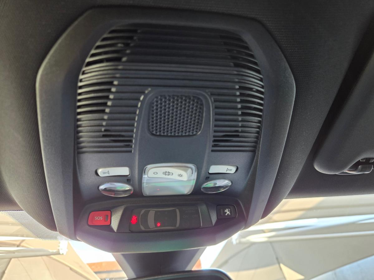 peugeot-3008-2018-diesel-1499cc