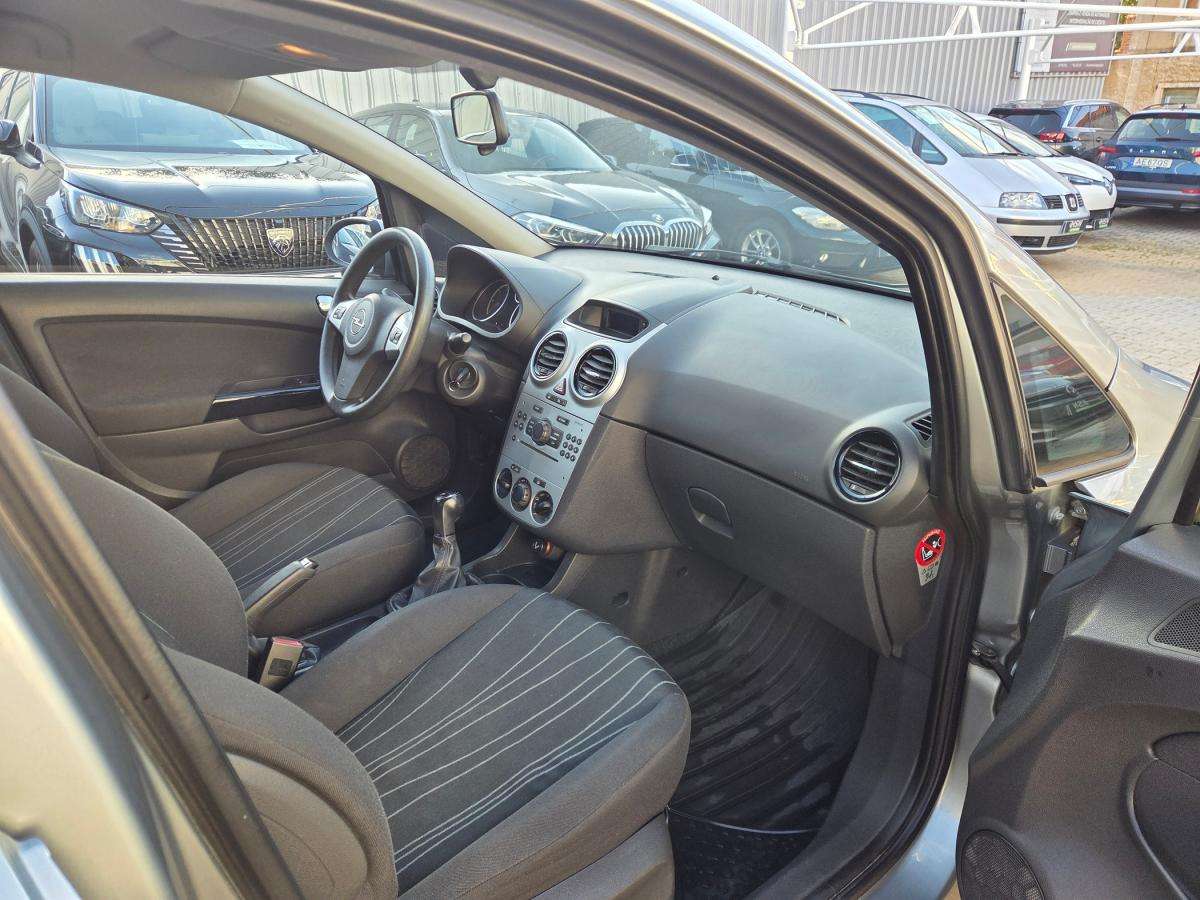 opel-corsa-2010-diesel-1248cc