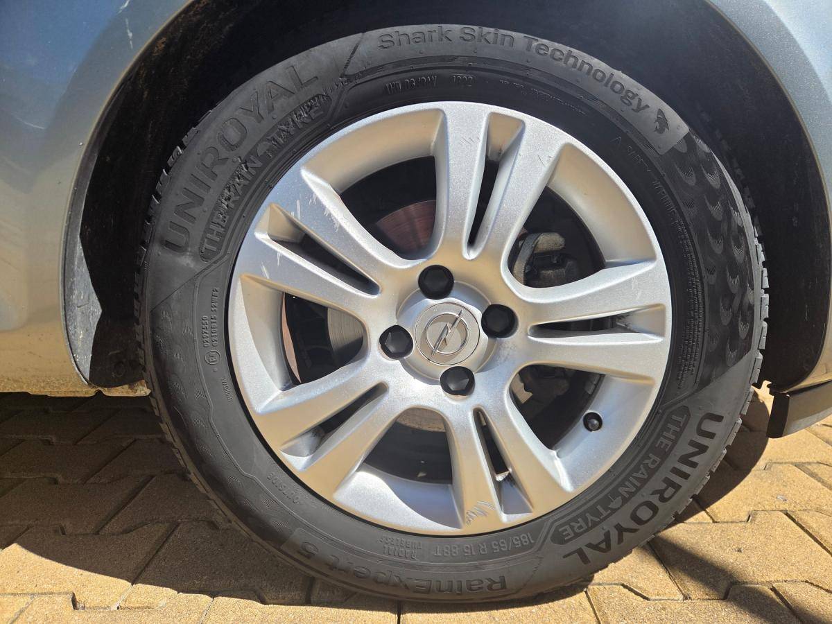 opel-corsa-2010-diesel-1248cc