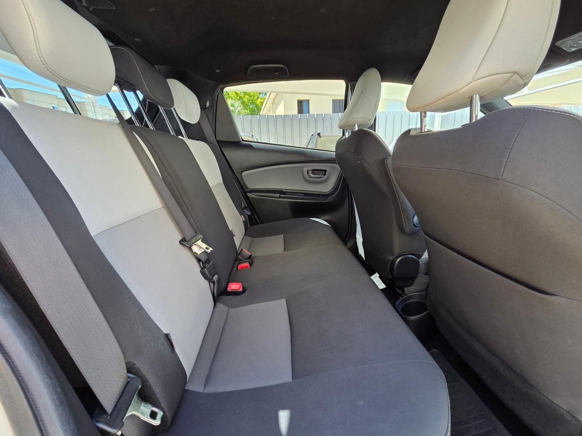 toyota-yaris-2016-hibrido-a-gasolina-1497cc
