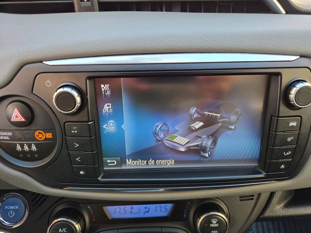 toyota-yaris-2016-hibrido-a-gasolina-1497cc
