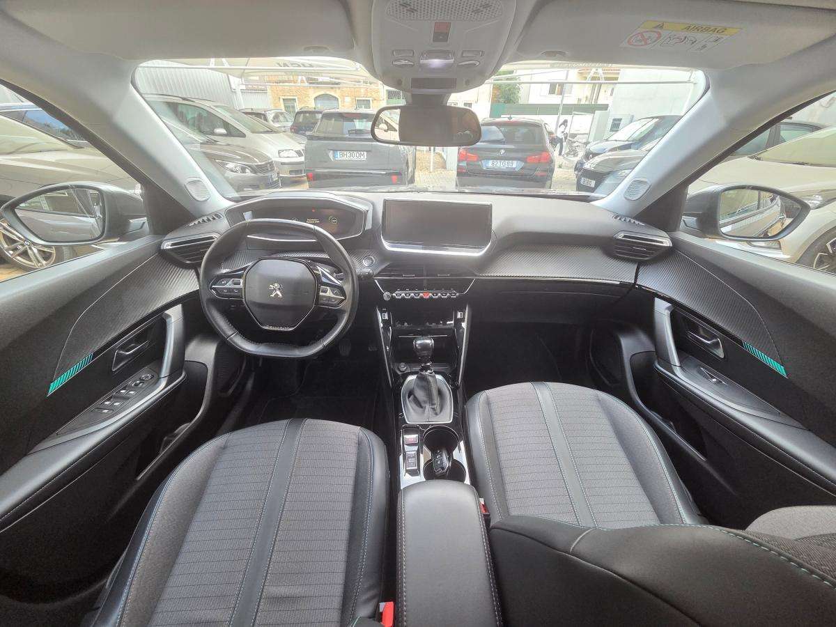 peugeot-2008-2021-gasolina-1199cc