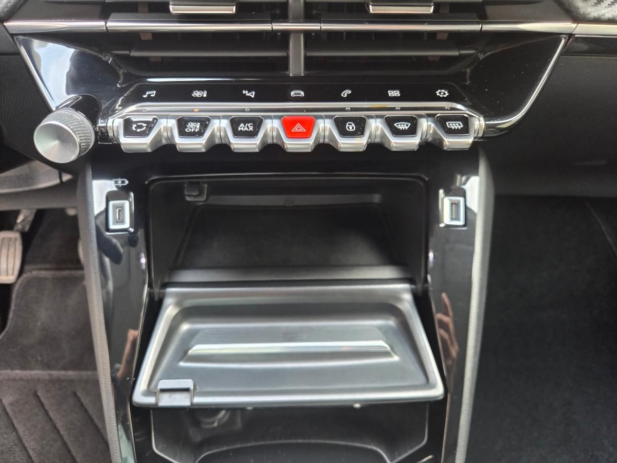 peugeot-2008-2021-gasolina-1199cc