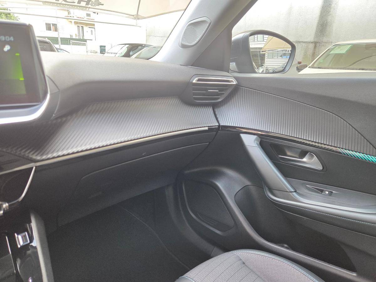 peugeot-2008-2021-gasolina-1199cc