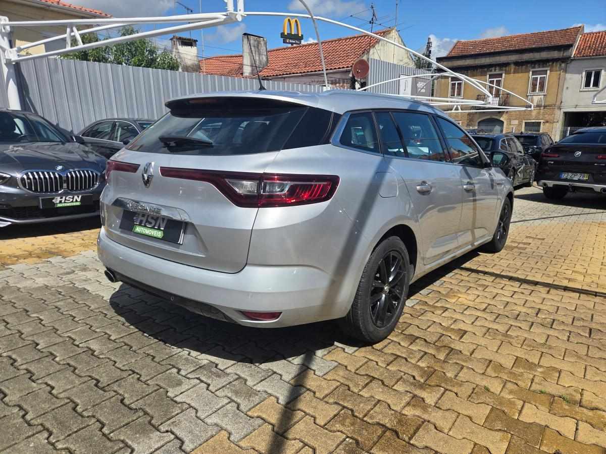 renault-megane-sport-tourer-2017-diesel-1461cc