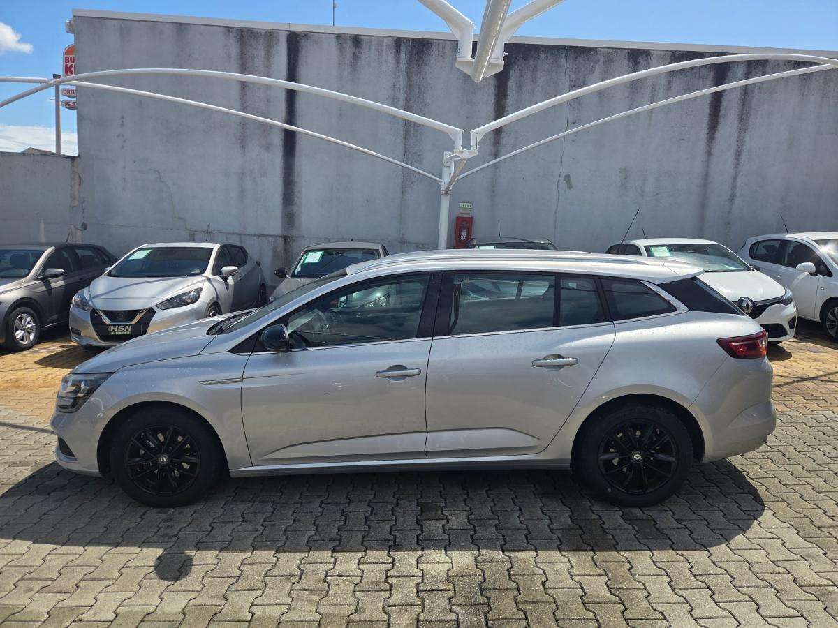 renault-megane-sport-tourer-2017-diesel-1461cc